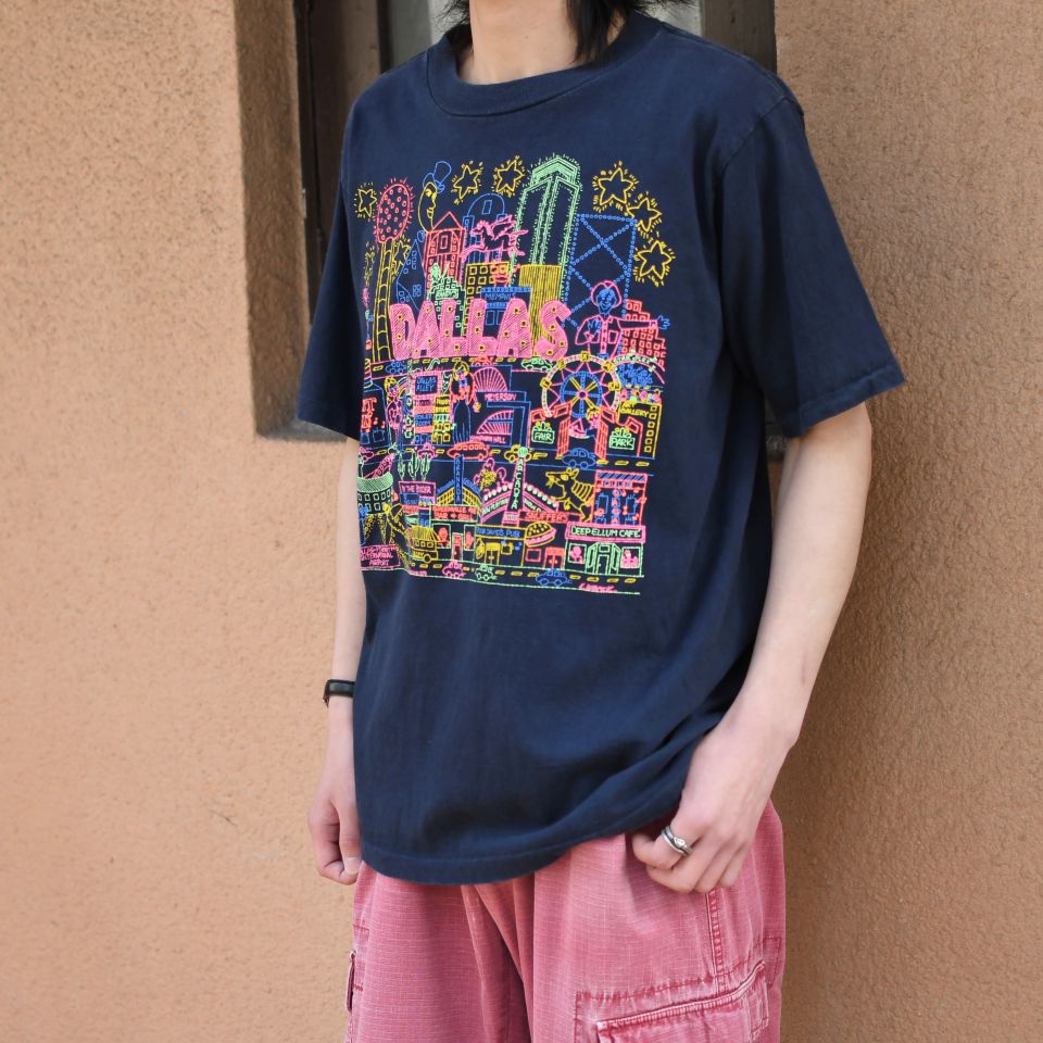 89\'s DALLAS neon color print souvenir tee